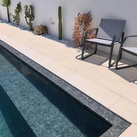 Lejlighedshotel Ts 4*