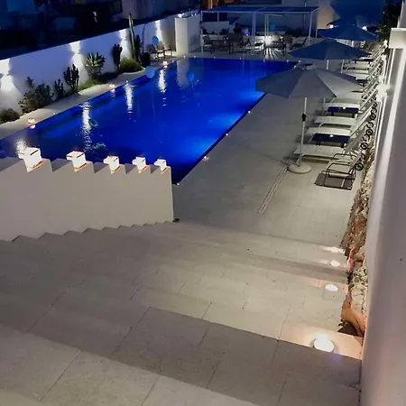 Ts Aparthotel 4*