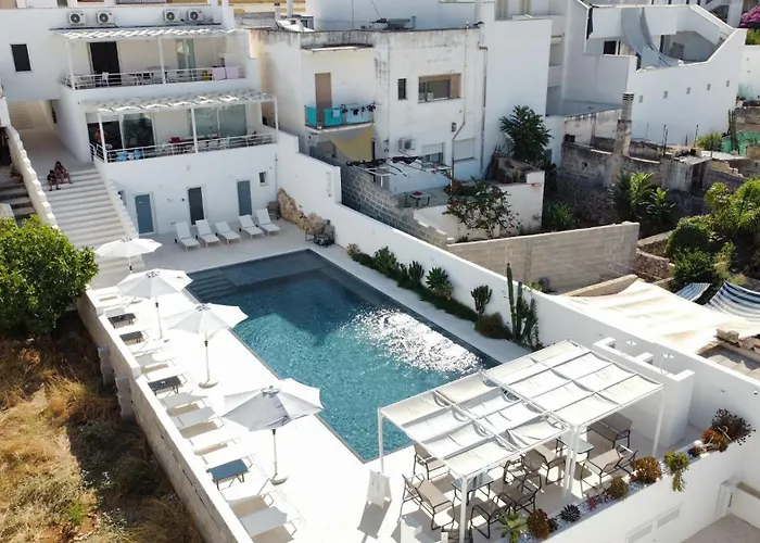 Ξενοδοχείο με διαμερίσματα Ts 4*