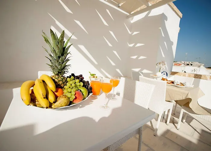 Ξενοδοχείο με διαμερίσματα Ts